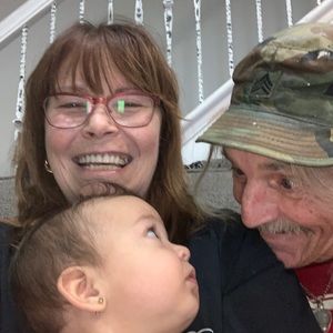 Meet your Posher, Pamela